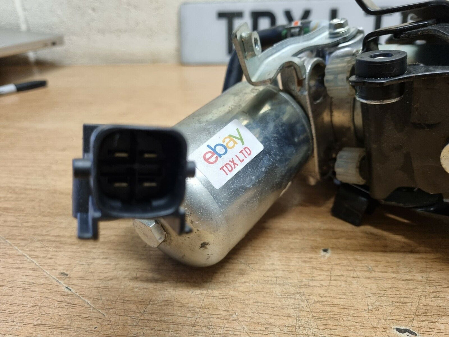 Toyota Prius MK4 1.8 PHV Genuine ABS Booster Pump Module 2016-2019