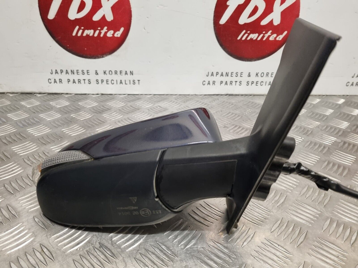 TOYOTA YARIS MK3 2012-2017 GENUINE DRIVERS SIDE INDICATOR WING MIRROR 9AF VIOLET