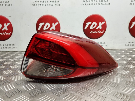 HYUNDAI TUCSON TL MK3 2015-2018 GENUINE DRIVERS SIDE REAR OUTER LED BRAKE LIGHT