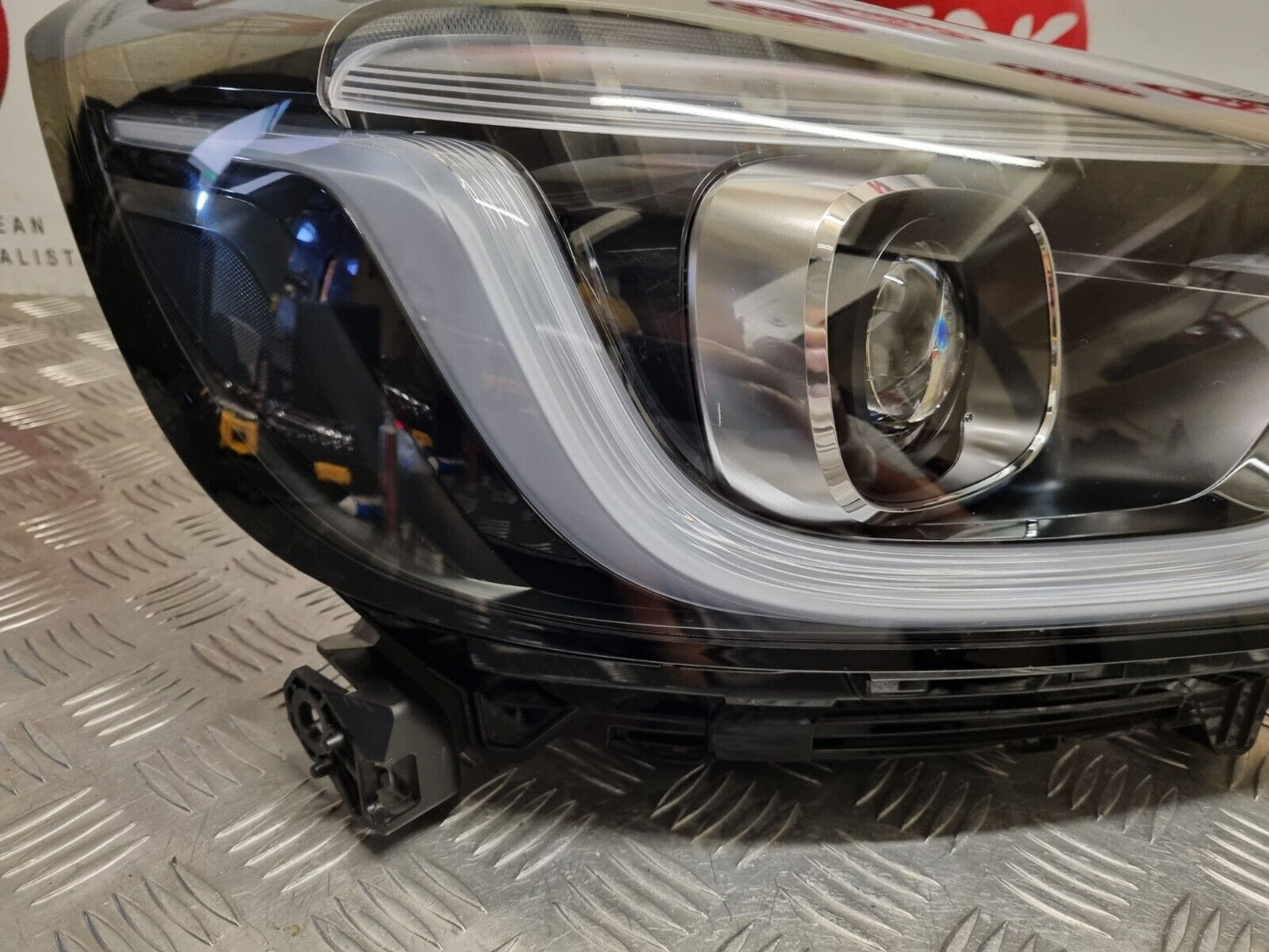 HONDA JAZZ (GR) MK5 2020-2023 GENUINE DRIVERS SIDE FRONT LED HEADLIGHT