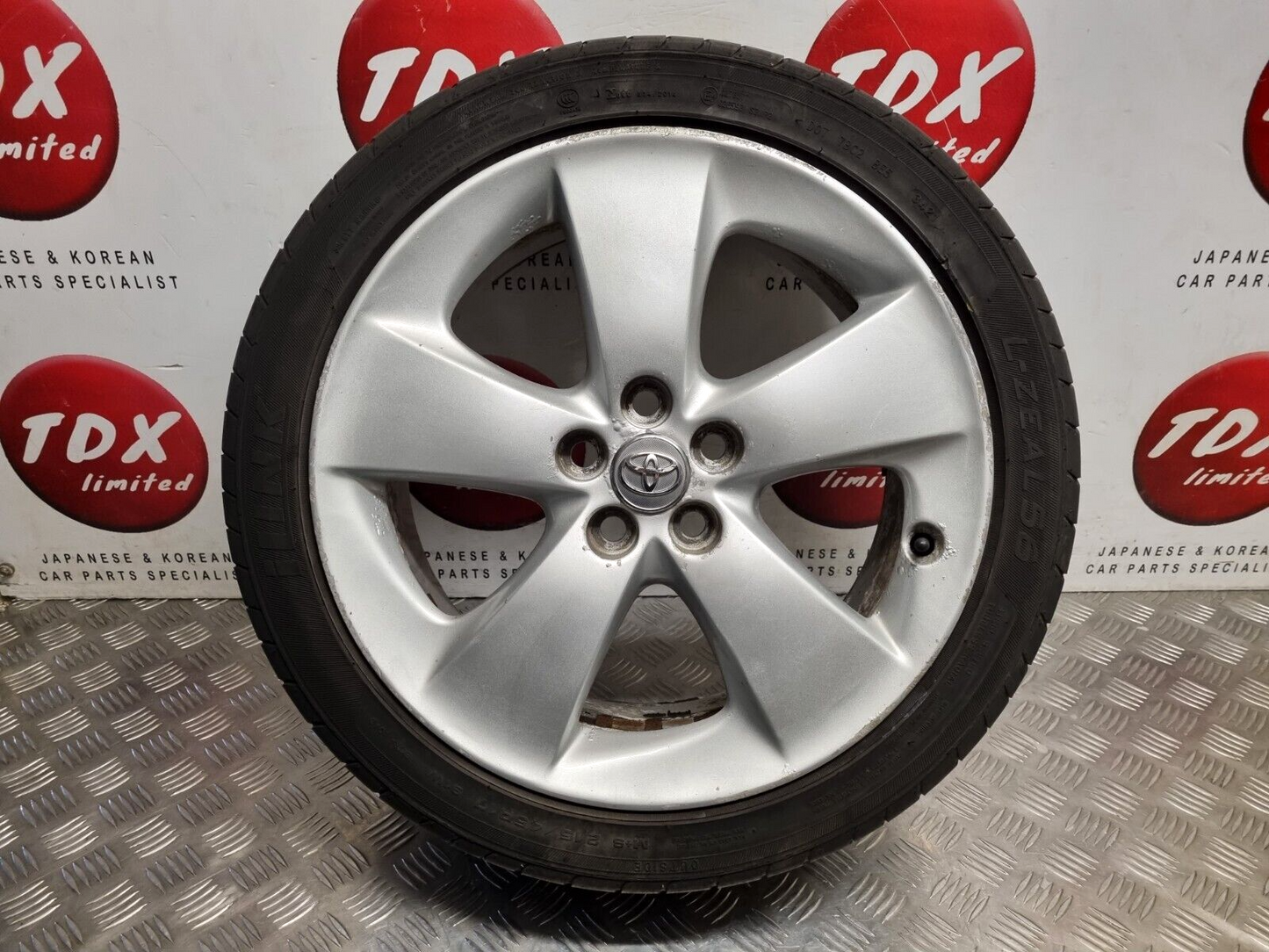 TOYOTA PRIUS MK3 2009-2015 17" INCH GENUINE ALLOY WHEEL 5MM 215/45/17 7J SZ2IE