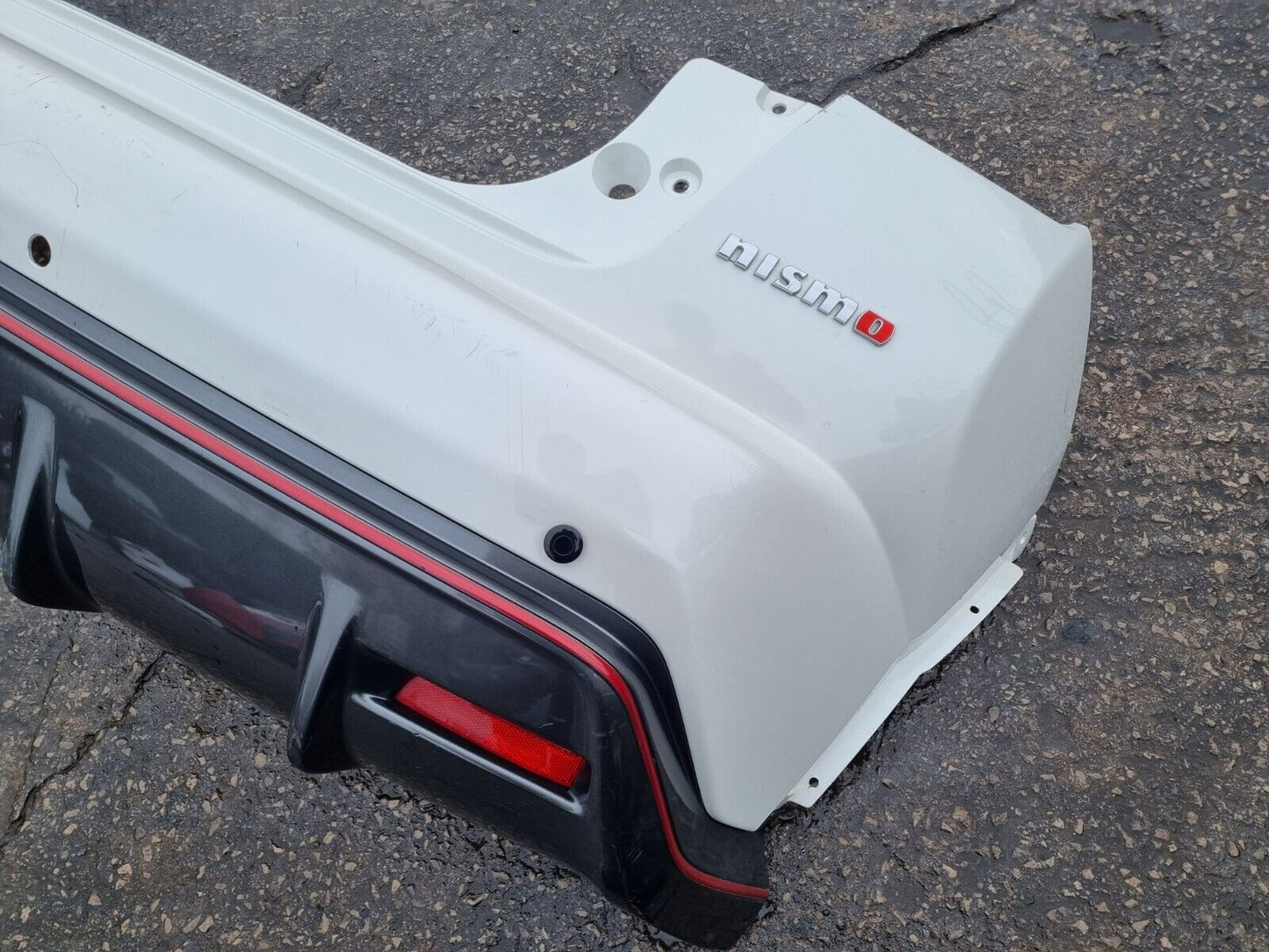 NISSAN JUKE NISMO F15 2014-2019 FACELIFT GENUINE REAR BUMPER IN WHITE