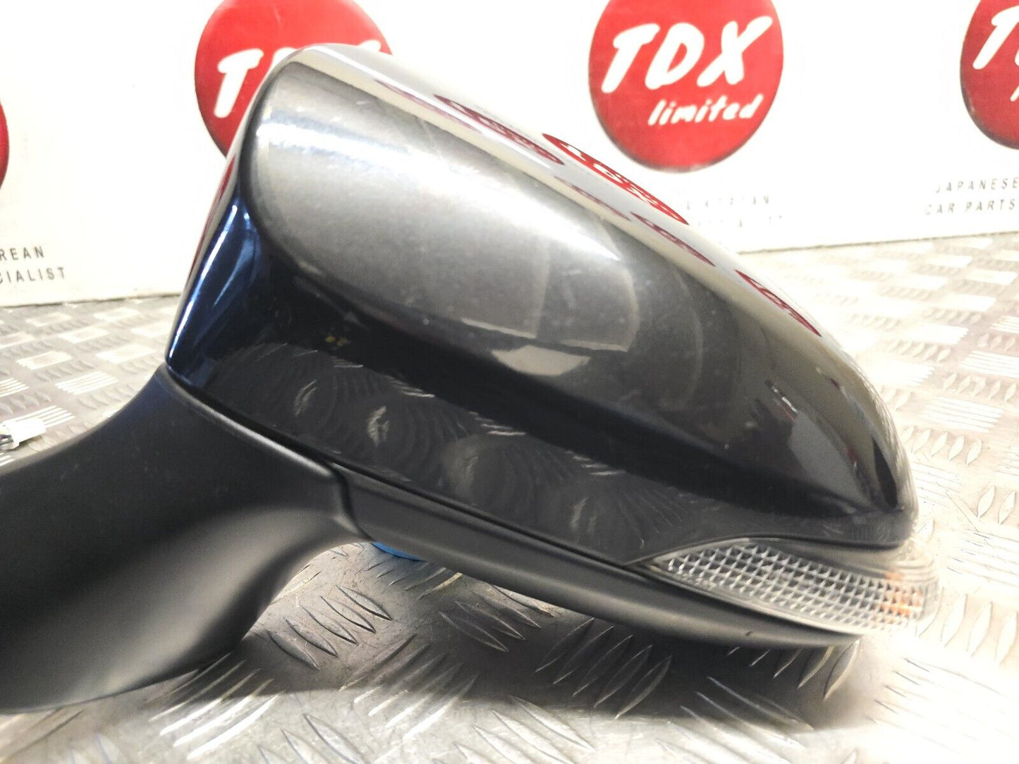 TOYOTA AVENSIS T27 MK3 2015-2018 GENUINE PASSENGERS SIDE POWER FOLD WING MIRROR