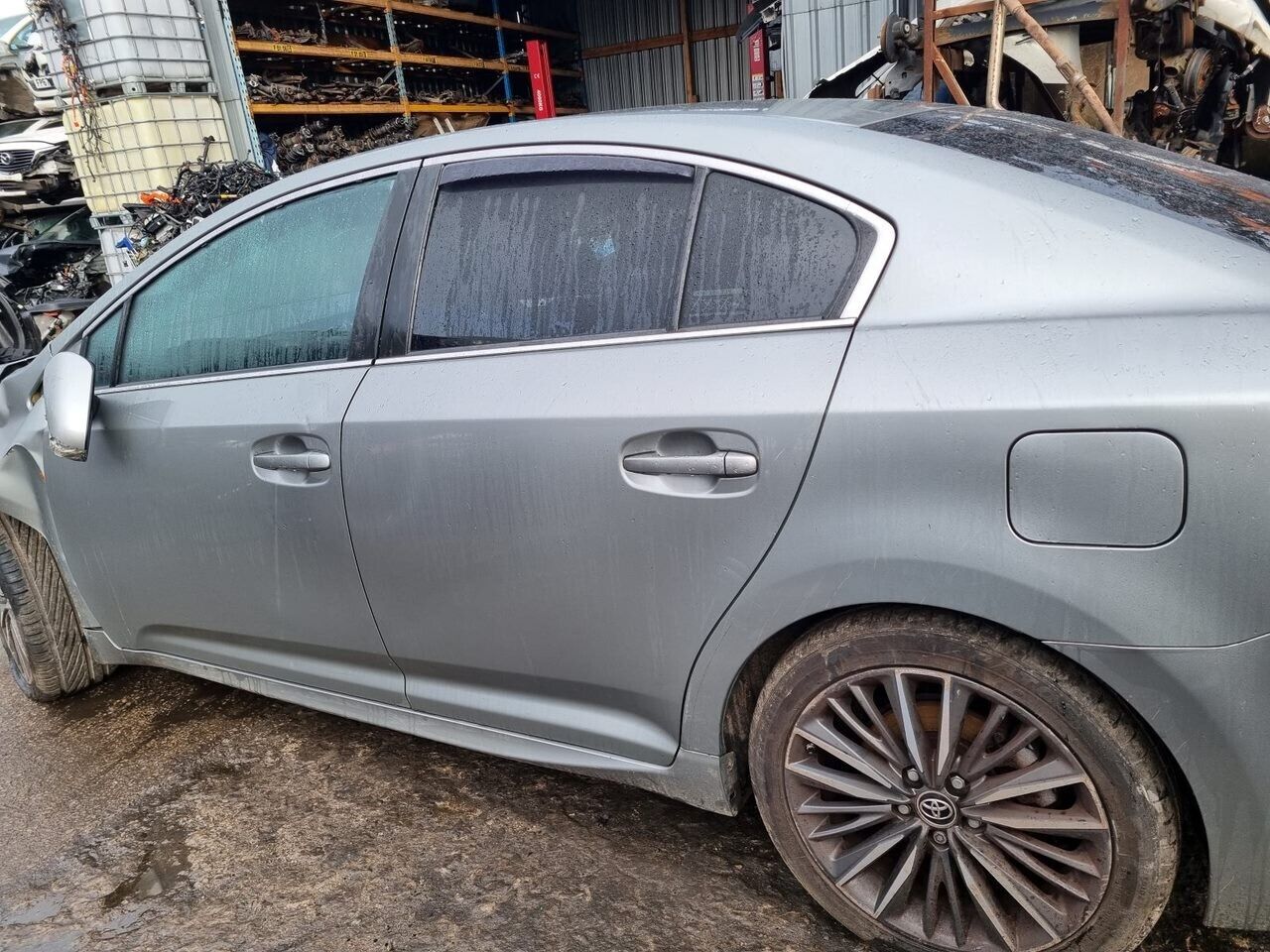 2017 TOYOTA AVENSIS MK3 2.0 D-4D DIESEL 6 SPEED MANUAL WHEEL NUT PARTS/SPARES