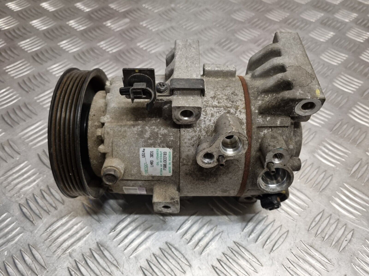 KIA CEED (JD) MK2 2012-2018 1.6 CRDI DIESEL GENUINE AC PUMP F500JDCCF03