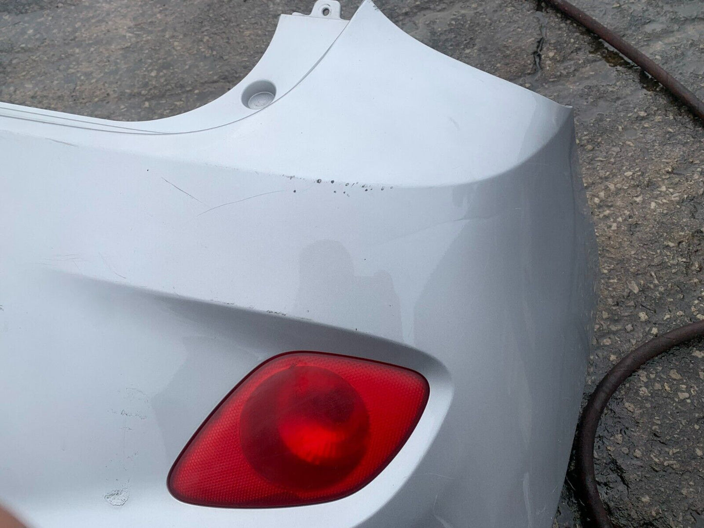 HYUNDAI I10 MK2 2014-2017 PRE-FACELIFT GENUINE REAR BUMPER SILVER