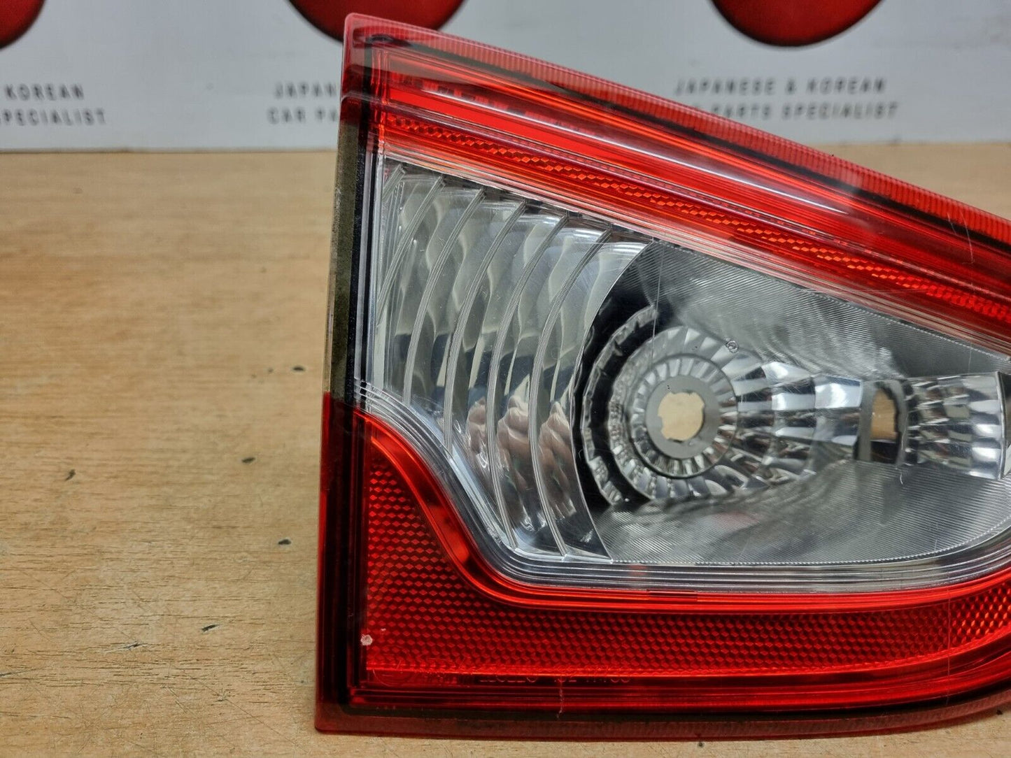 SUZUKI SX4 S-CROSS 2013-2016 GENUINE PASSENGERS SIDE REAR INNER TAILGATE LIGHT