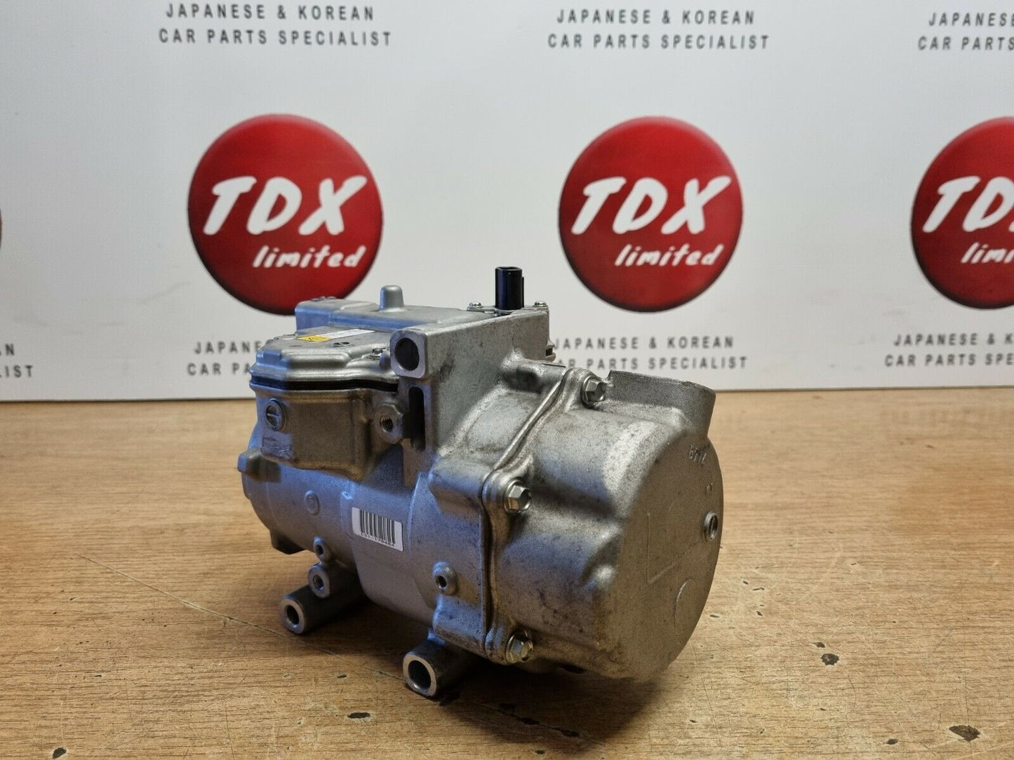 TOYOTA PRIUS PLUS + 1.8 HYBRID GENUINE AC AIR CON COMPRESSOR PUMP 2017-2021