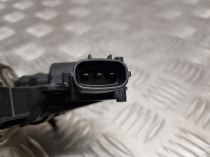 TOYOTA YARIS MK3 2012-2017 GENUINE REAR BOOT LOCK LATCH CATCH MECHANISM