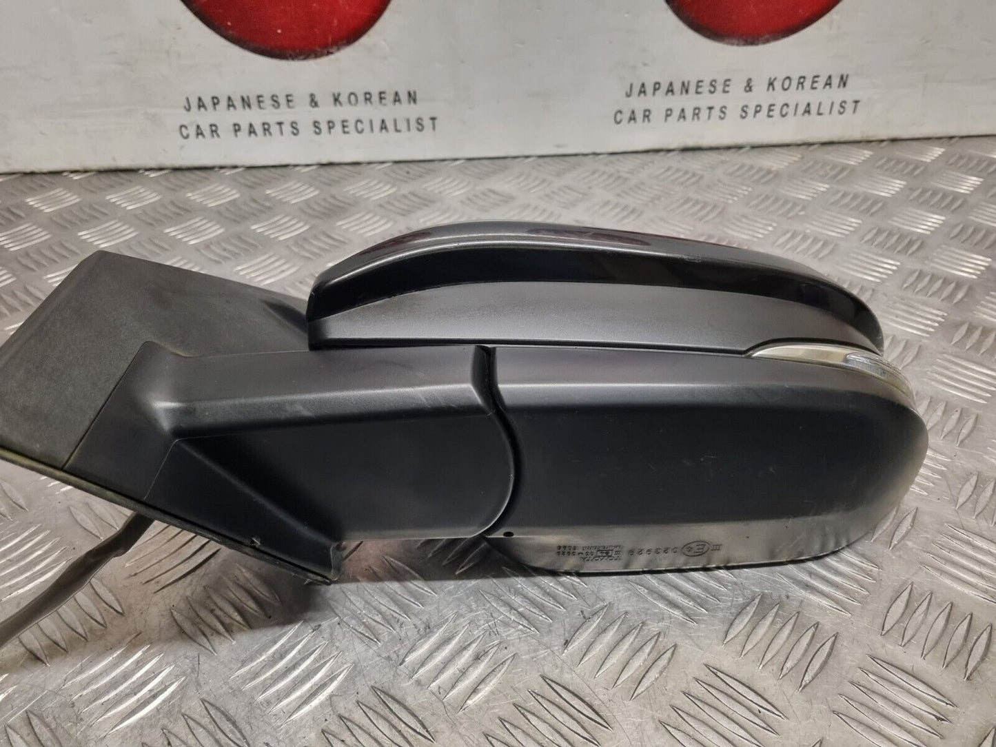 TOYOTA RAV4 MK4 2012-2018 GENUINE PASSENGERS BLIND SPOT ASSIST POWER FOLD MIRROR