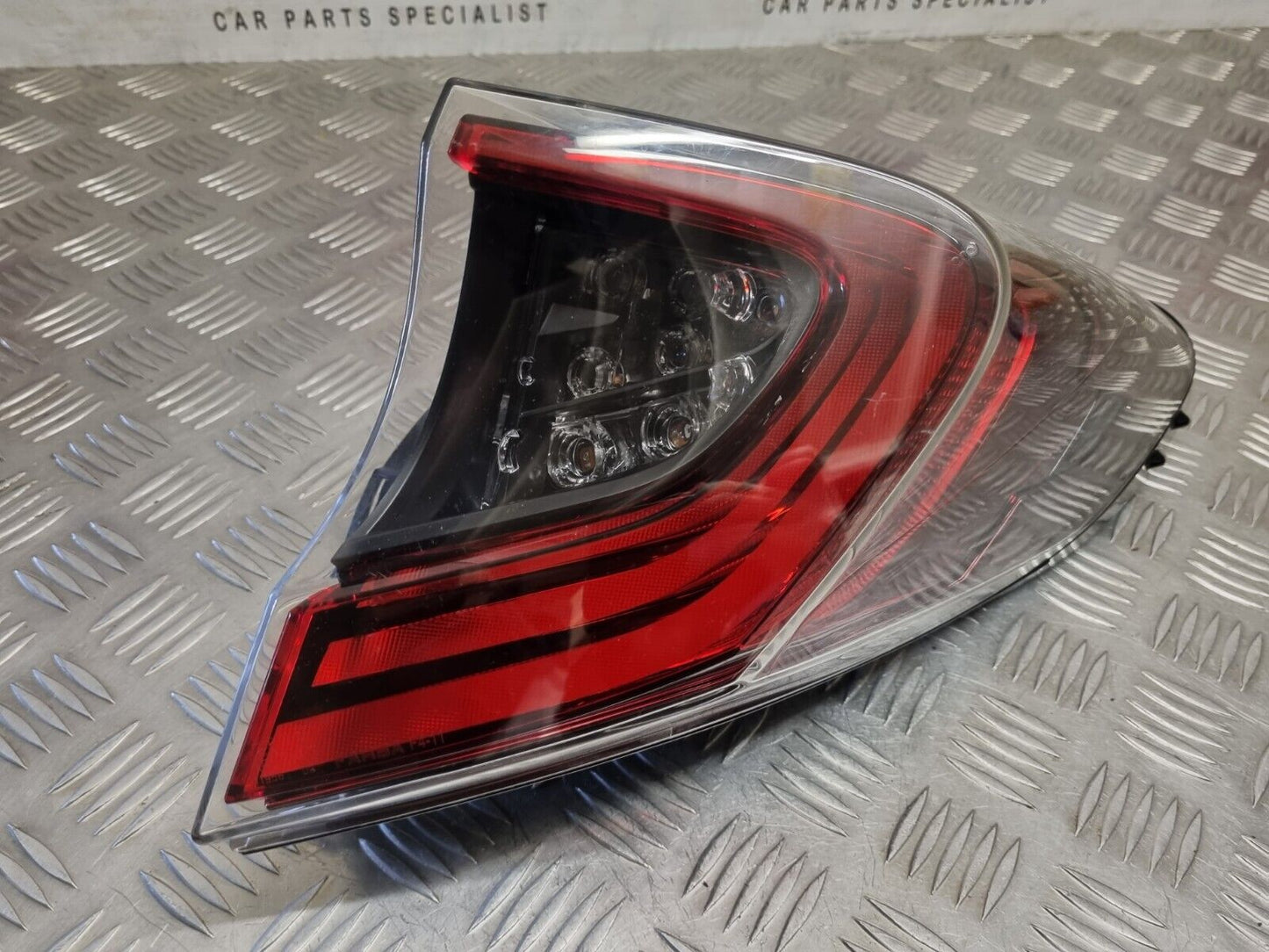 TOYOTA C-HR 2016-2019 PRE-FACELIFT GENUINE DRIVERS REAR OUTER LED BRAKE LIGHT