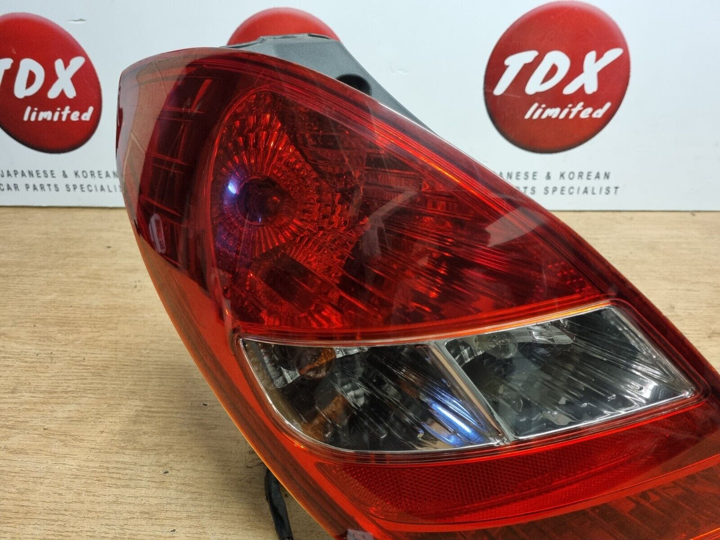 HYUNDAI I20 MK1 2008-2011 PRE-FACELIFT PASSENGERS REAR OUTER LIGHT 92401-1J000