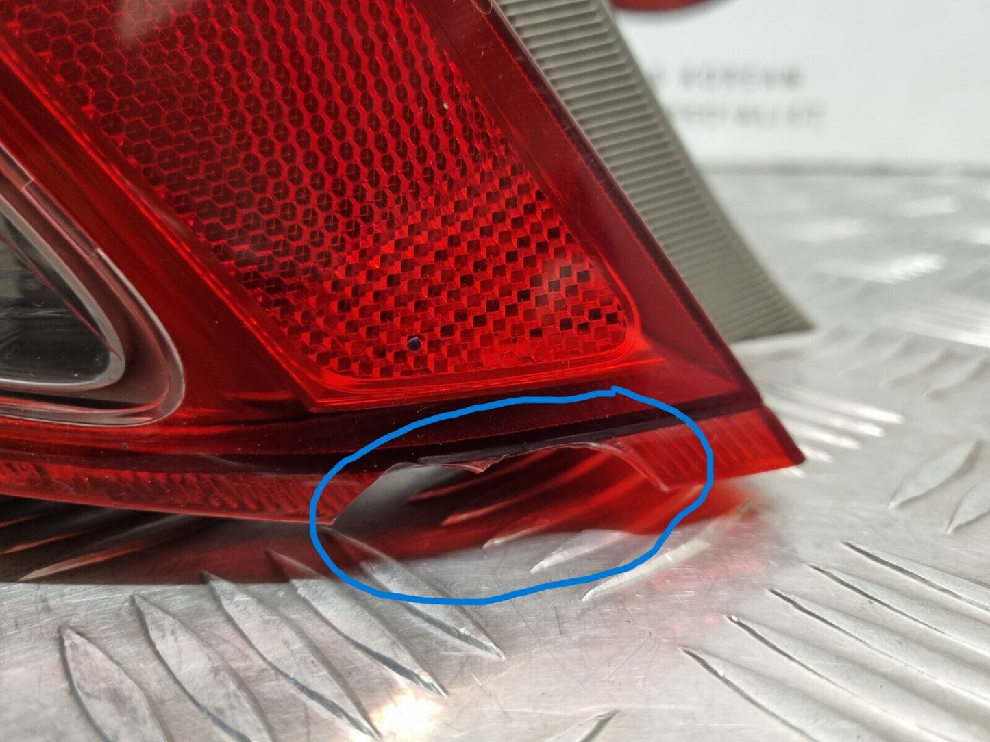 TOYOTA YARIS 2012-2015 PREFACELIFT GENUINE PASSENGERS SIDE BACK BODY BRAKE LIGHT