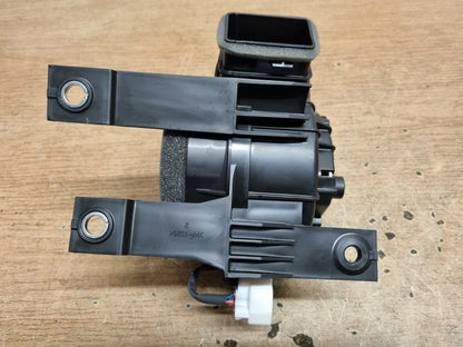 TOYOTA COROLLA MK12 1.8 HYBRID GENUINE BATTERY COOLING FAN MOTOR 2019-2022