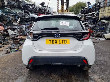 2021 TOYOTA YARIS XP210 ICON MK4 1.5 PETROL HYBRID CVT AUTO VEHICLE FOR BREAKING