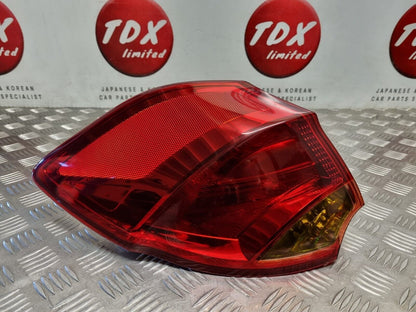 Kia Ceed (Jd) 2012-2018 Genuine Passengers Side Rear Outer Brake Light 92401-A20 1