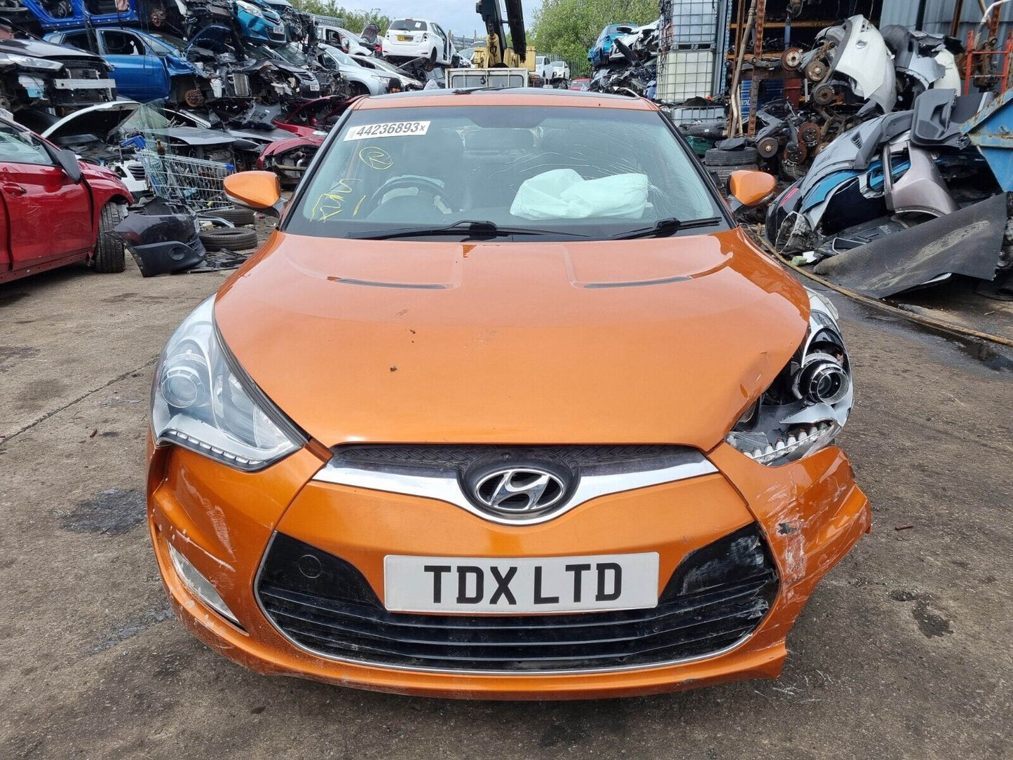 2012 HYUNDAI VELOSTER SPORT (FS ) 1.6 GDI PETROL MANUAL VEHICLE FOR BREAKING