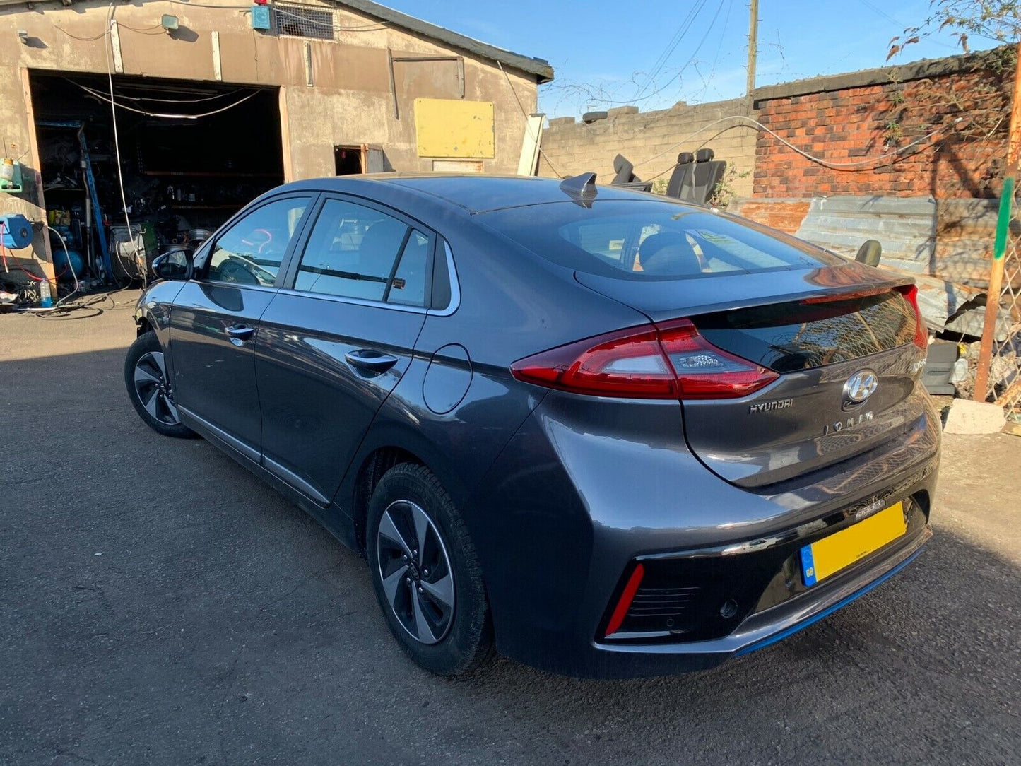 Hyundai Ioniq Premium 2017 1.6 Semi-Auto Hybrid Breaking/Spares/Parts