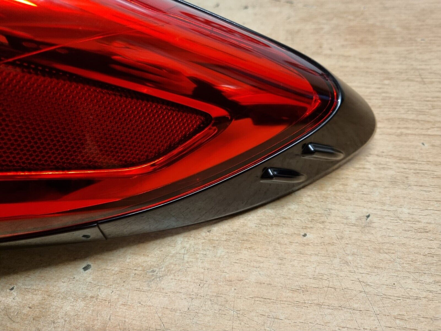 TOYOTA C-HR 2016-2019 PRE-FACELIFT GENUINE DRIVERS SIDE REAR OUTER BRAKE LIGHT