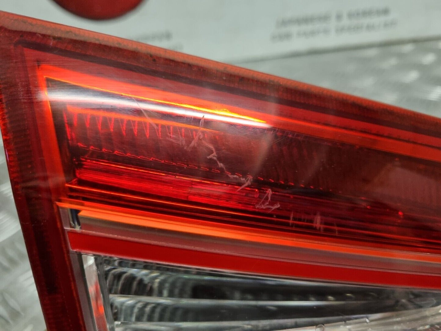 KIA SPORTAGE (SL) 2010-2013 PRE-FACELIFT GENUINE PASSENGERS REAR TAILGATE LIGHT