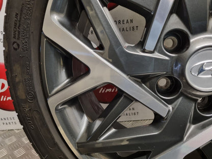 HYUNDAI KONA OS 18" INCH 2017-2022 GENUINE 5MM ALLOY WHEEL 225/45/18 52910-CM300