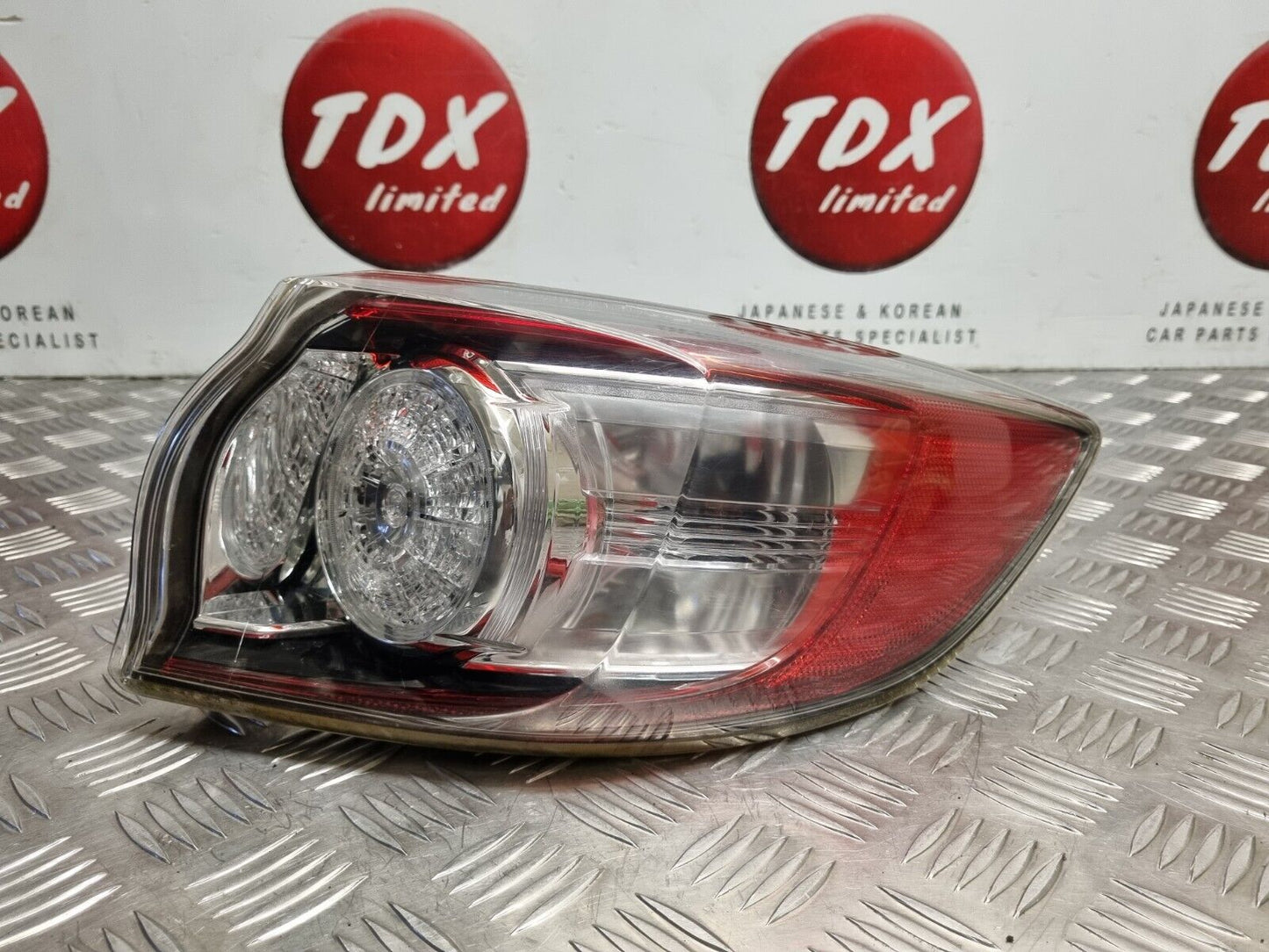 MAZDA 3 HATCHBACK (BL) MK2 2009-2013 GENUINE DRIVERS REAR OUTER BRAKE LED LIGHT