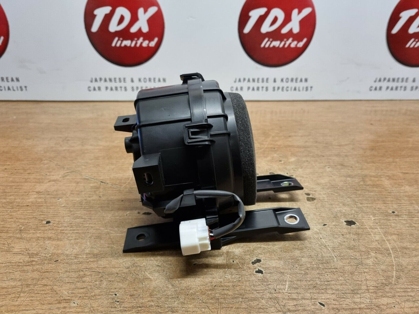 TOYOTA COROLLA MK12 1.8 HYBRID GENUINE BATTERY COOLING FAN MOTOR 2019-2022