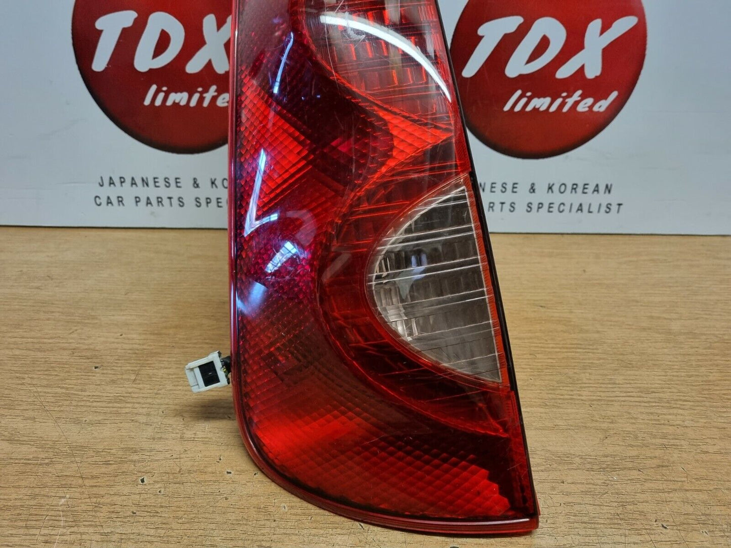 NISSAN NOTE E11 MK1 PRE-FACELIFT PASSENGERS REAR OUTER TAIL LIGHT LAMP 2006-2008