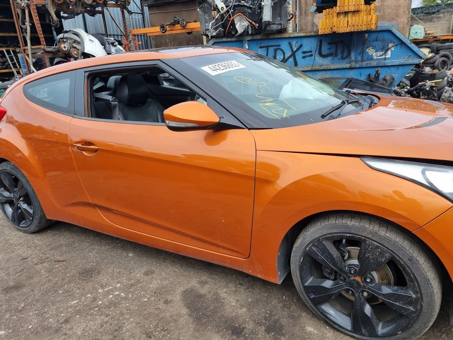 2012 HYUNDAI VELOSTER SPORT (FS ) 1.6 GDI PETROL MANUAL VEHICLE FOR BREAKING