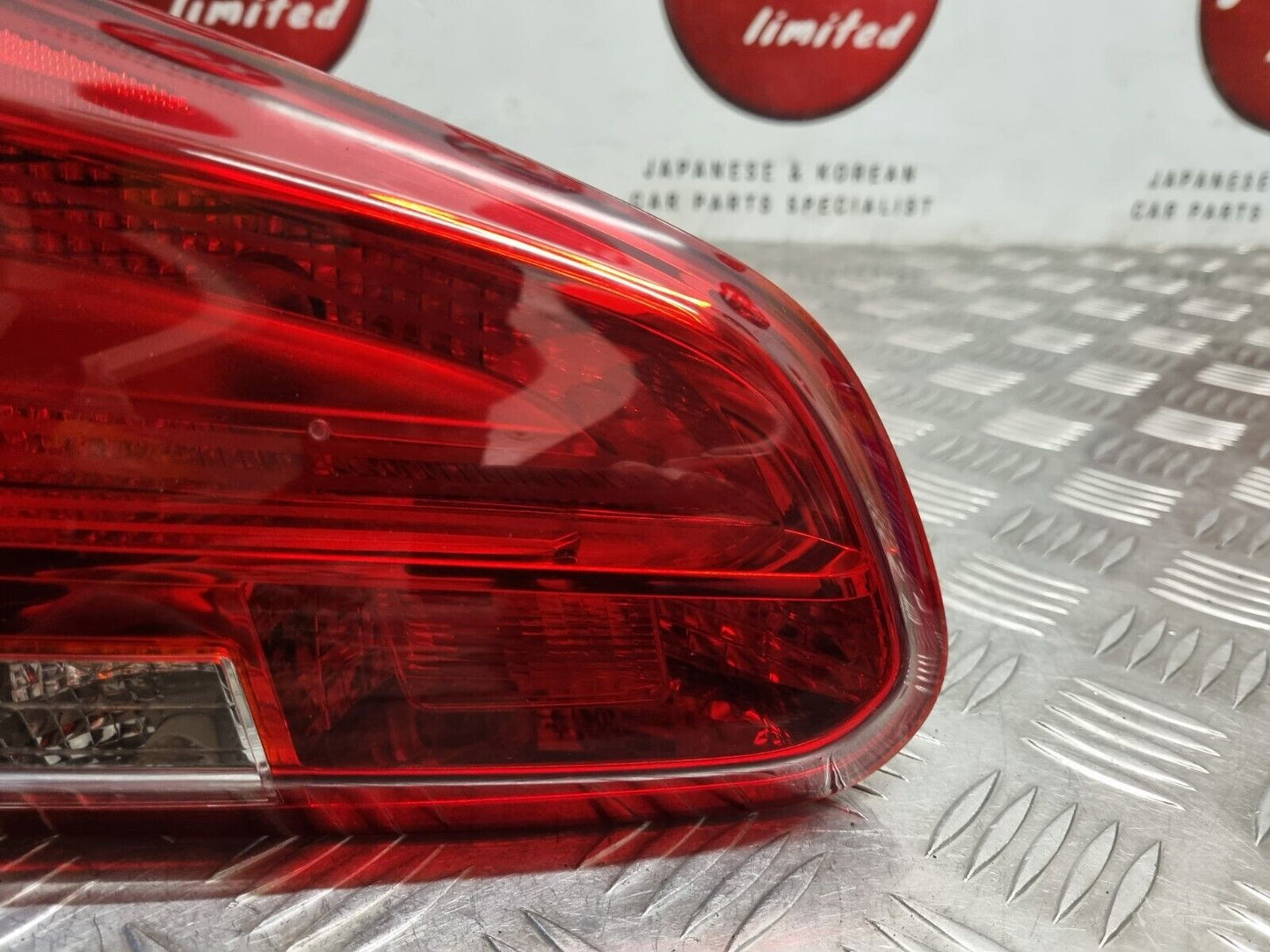 KIA CEED MK2 2012-2018 JD GENUINE PASSENGERS SIDE REAR INNER TAILGATE LIGHT LAMP