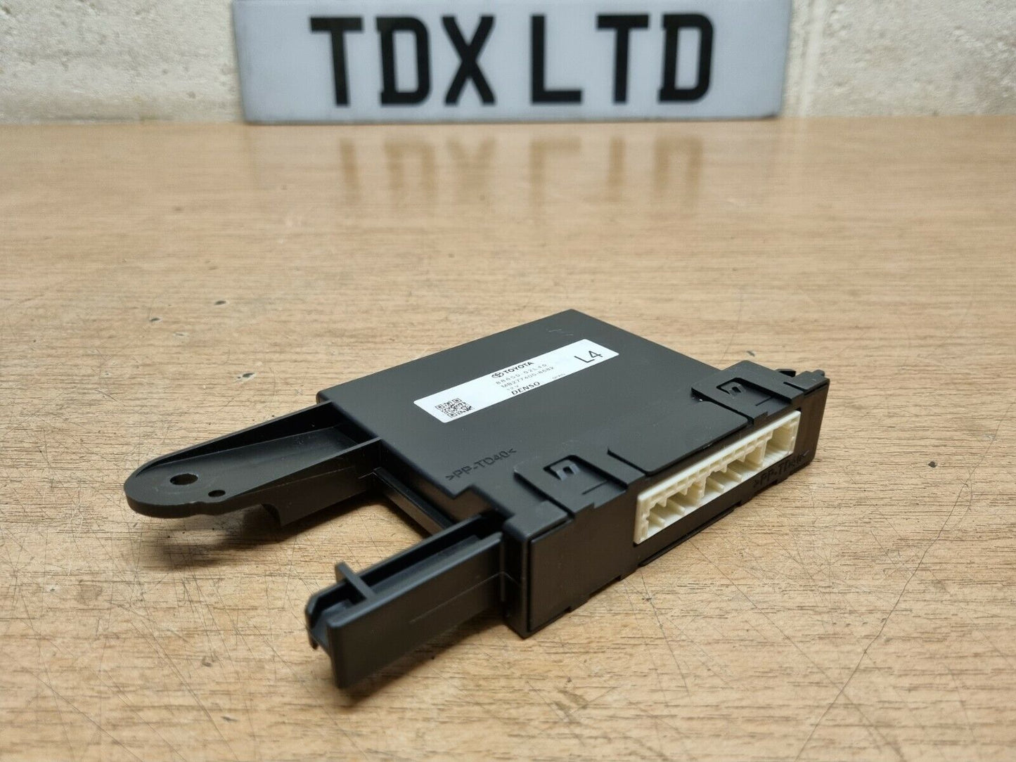 Toyota Corolla MK12 E210 Genuine Climate Control Module ECU 2019-2021 8865002L40