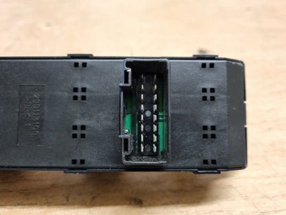 HYUNDAI VELOSTER FS 2011-2017 GENUINE DRIVERS FRONT WINDOW SWITCHES 299113100