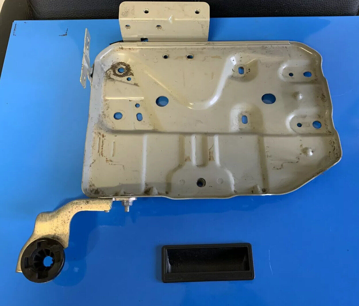 Nissan Micra K14 0.9 Petrol Battery Tray 2017 2018 2019