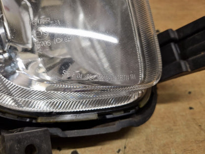 Kia Carens Mk4 2013-2016 Genuine Drivers Side Front Fog Light Lamp 92202-A4010 9