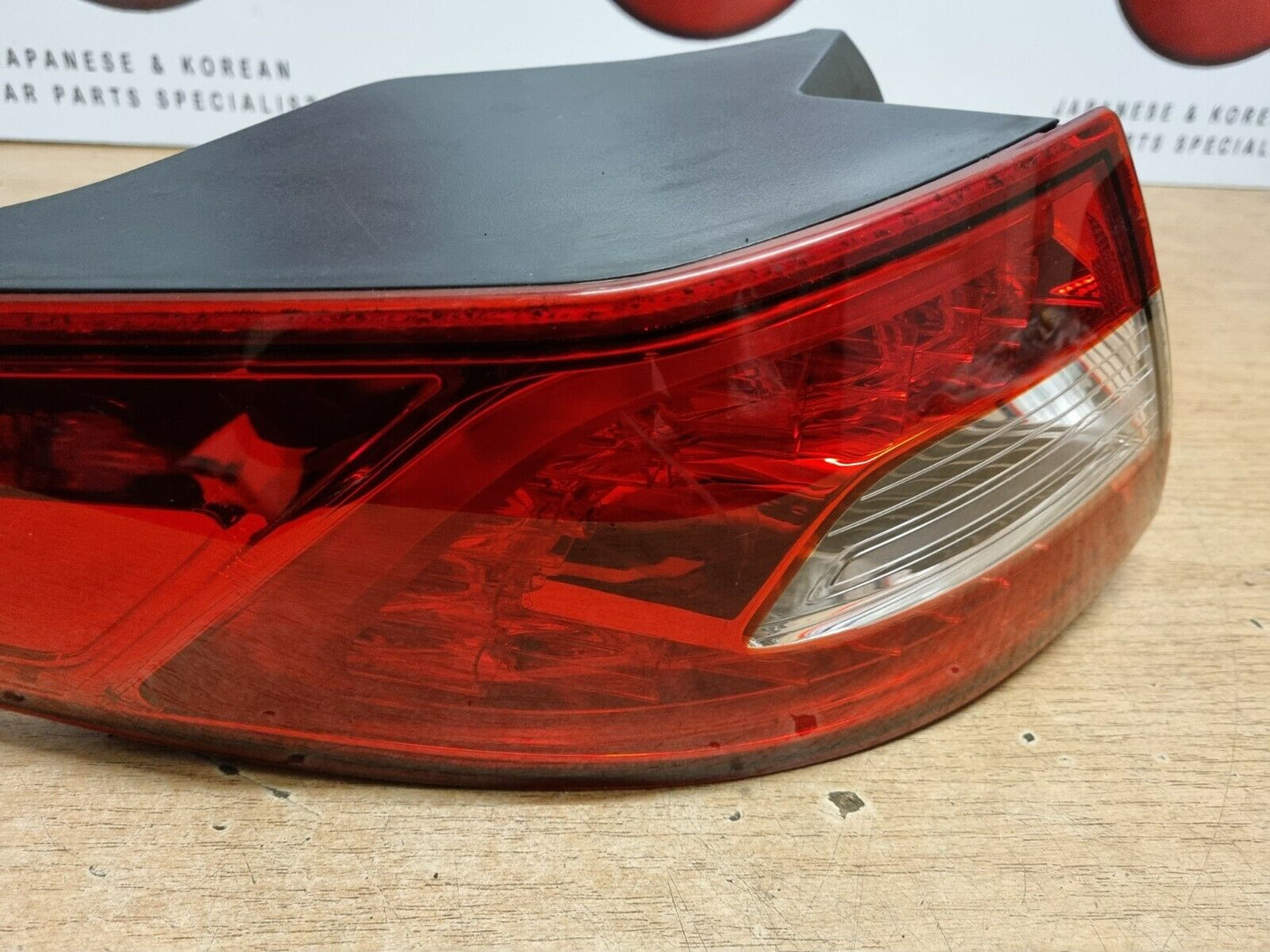 KIA OPTIMA MK3 GENUINE PRE-FACELIFT PASSENGERS REAR OUTER LED LIGHT 2011-2013