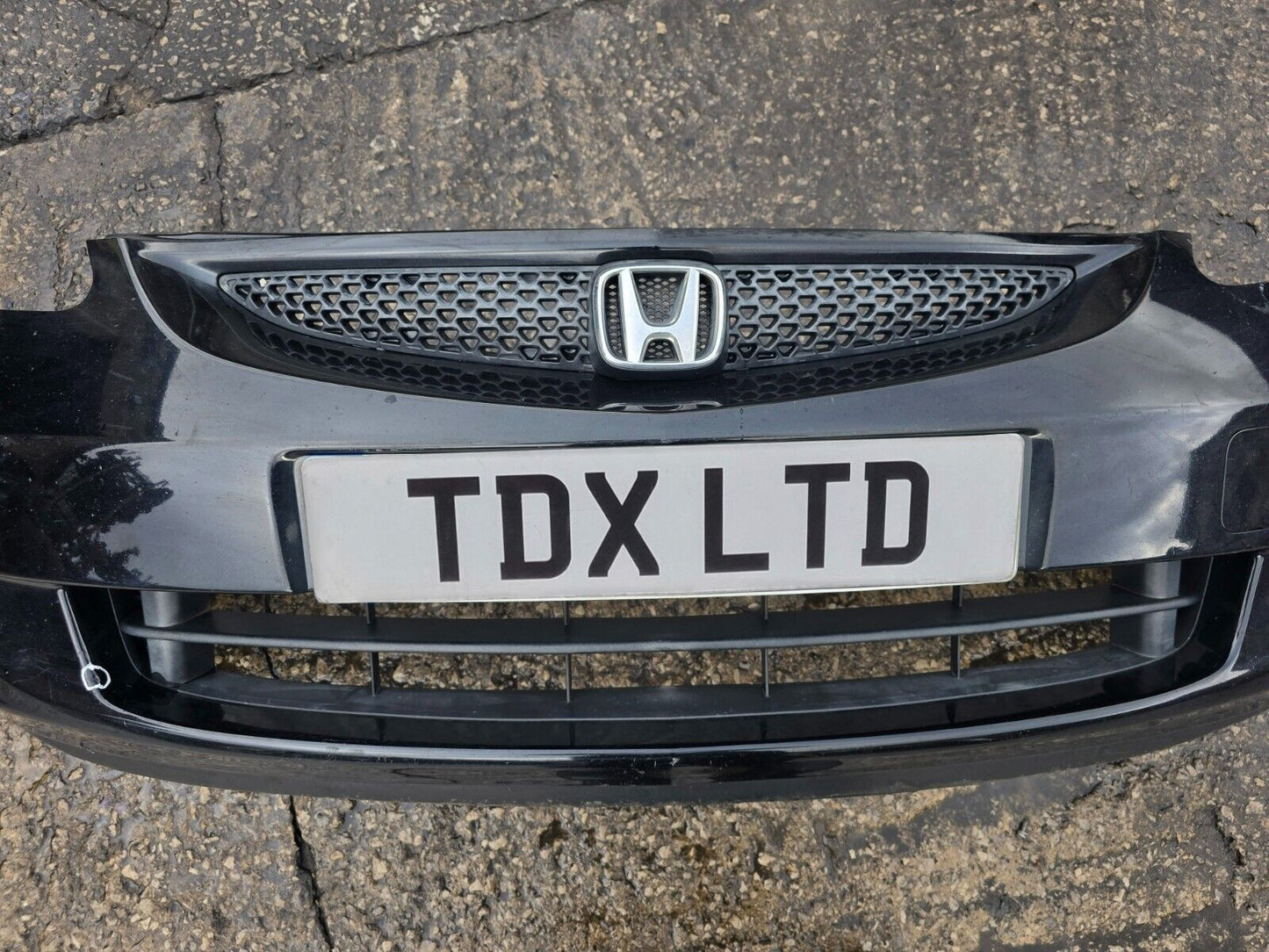 HONDA JAZZ 2003-2006 PRE-FACELIFT GENUINE FRONT BUMPER IN BLACK