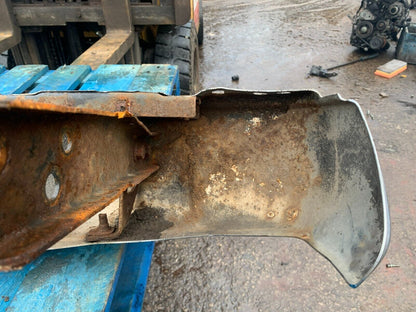 NISSAN NAVARA D23 2015-2021 PRE-FACELIFT GENUINE REAR BUMPER BUMPER SILVER