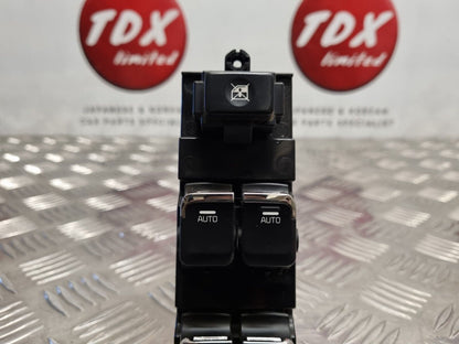 Kia Ceed Mk2 2015-2018 Genuine Drivers Front 4 Way Window Switches 93570-A2600 3