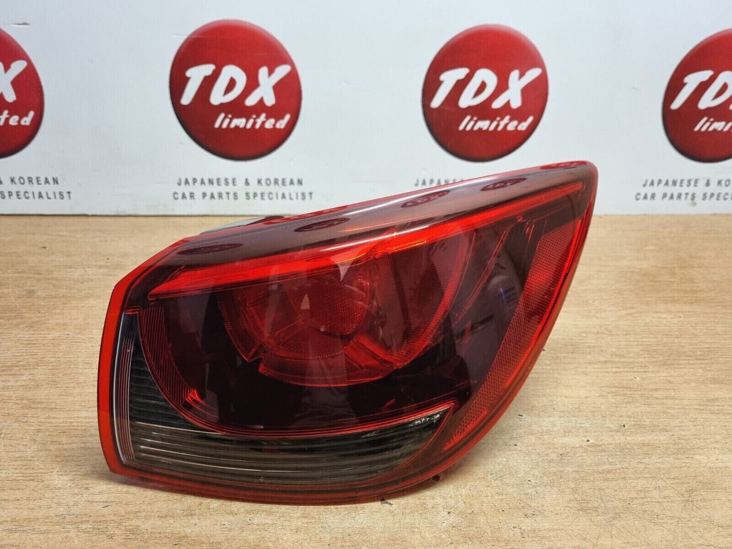 MAZDA 2 MK3 DJ 2014-2018 PRE-FACELIFT GENUINE DRIVERS REAR OUTER BRAKE LIGHT