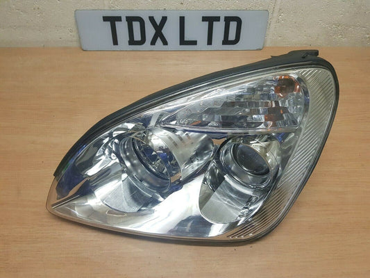 Kia Carens Passenger Side Headlight 2007 2008 2009 2010