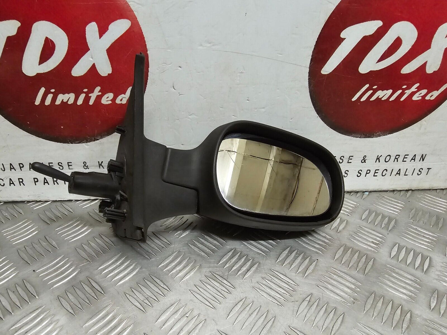 NISSAN MICRA K12 2003-2009 GENUINE DRIVERS SIDE MANUAL WING MIRROR IN BLACK