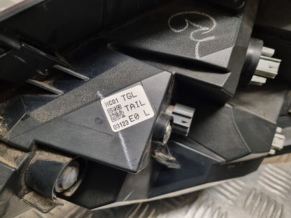 HONDA CIVIC X MK10 2017-2022 GENUINE PASSENGERS SIDE REAR OUTER LED BRAKE LIGHT