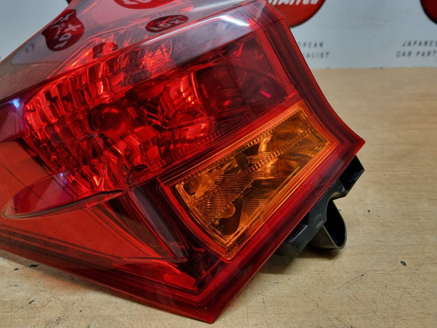 TOYOTA AURIS MK2 2012-2015 HATCH PRE-FACELIFT GENUINE PASSENGER REAR OUTER LIGHT