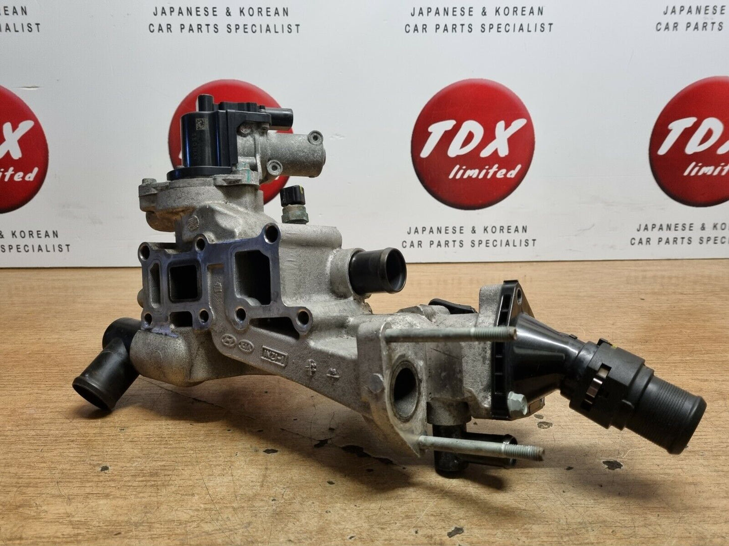 HYUNDAI TUCSON MK3 2.0 CRDI DIESEL GENUINE EGR COOLER + VALVE 2015-2020