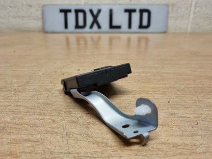 Toyota Prius MK3 Genuine Immobilizer Code Control Unit 2010-2015 89784-47010