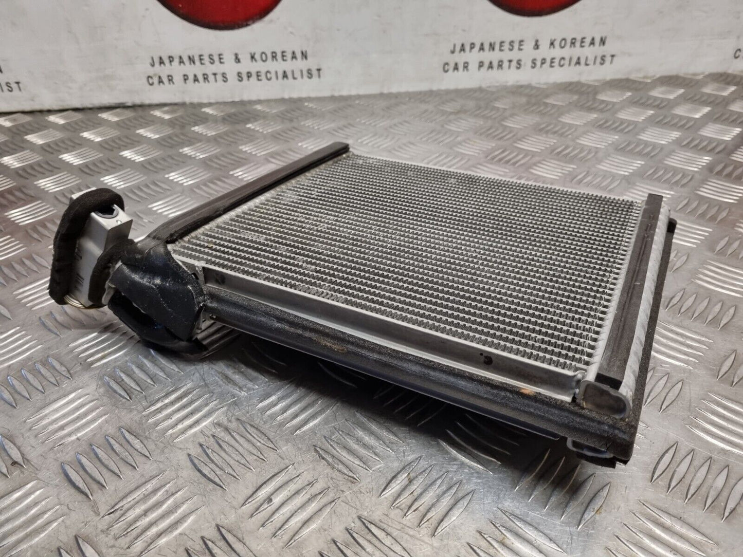 TOYOTA PRIUS MK3 2009-2015 1.8 HYBRID GENUINE AC AIR CON EVAPORATOR 447500-3690