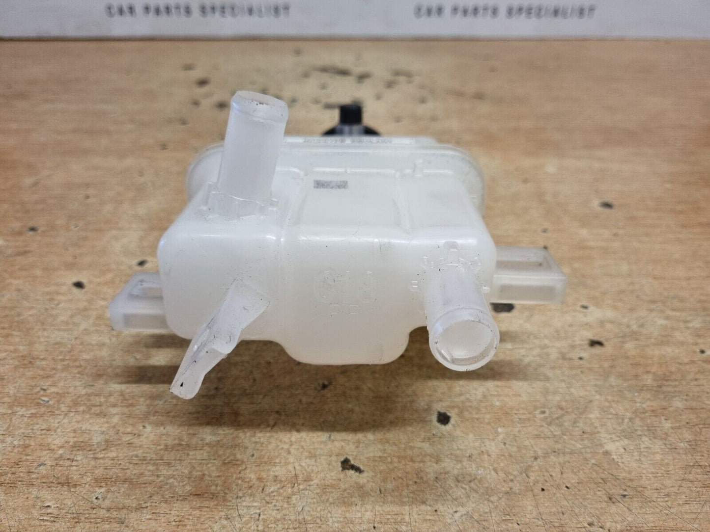 TOYOTA COROLLA 2019-2022 1.8 HYBRID GENUINE INVERTER WATER COOLANT BOTTLE TANK