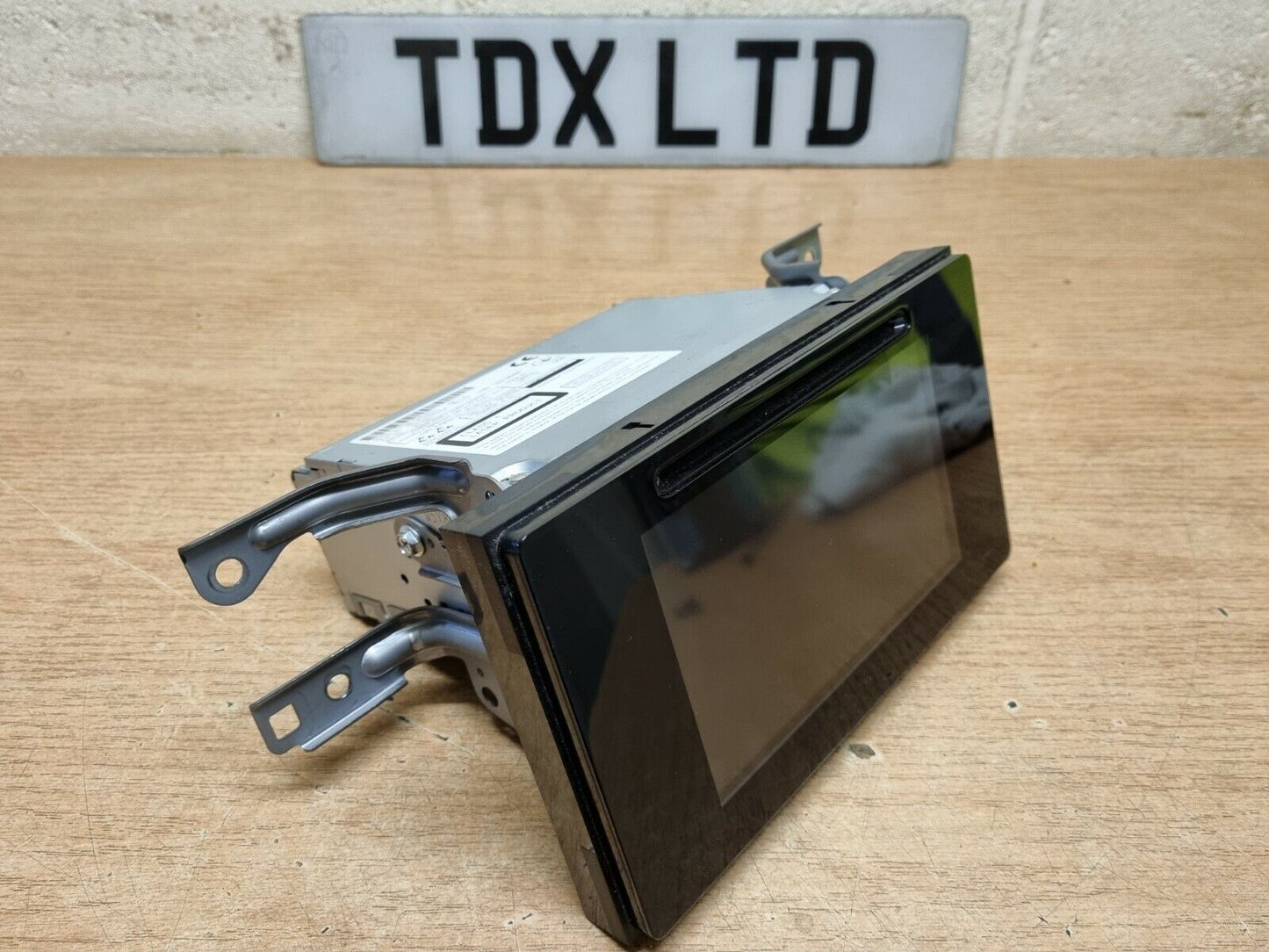 Toyota Auris E180 Genuine Sat Nav CD Multimedia Head Unit 2013-2018 86140-02370