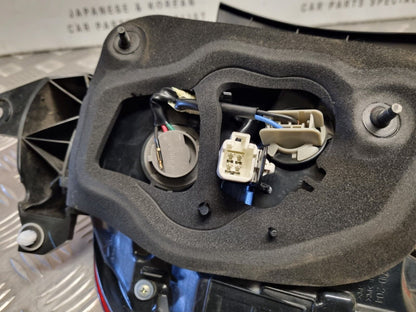 TOYOTA YARIS 2017-2020 MK3 FACELIFT GENUINE PASSENGER SIDE REAR BODY BRAKE LIGHT