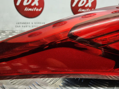 HYUNDAI I40 SALOON 2015-2019 MK1 FACELIFT GENUINE PASSENGER REAR LED OUTER LIGHT